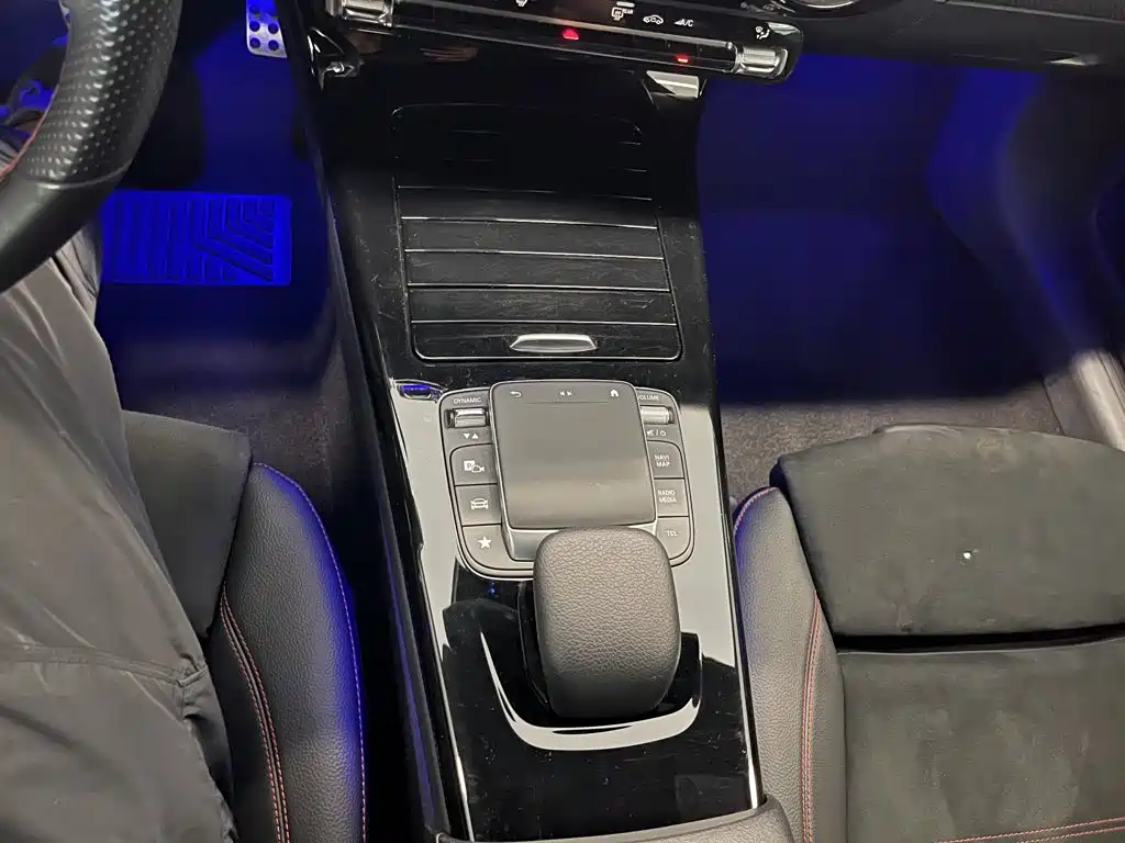 Mercedes-Benz CLA (Import) — миниатюра 21