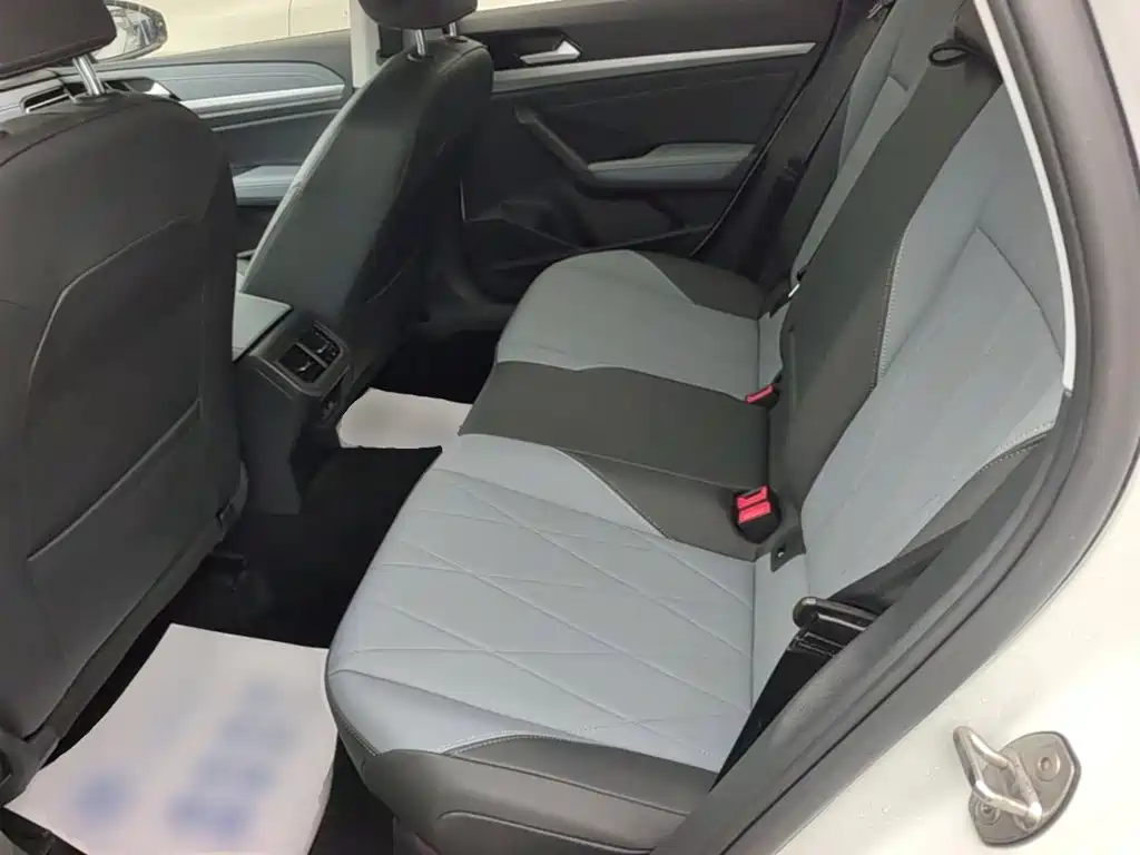 Volkswagen Lavida — миниатюра 17