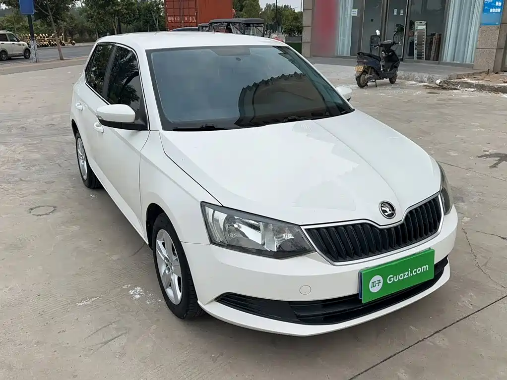 Skoda Fabia — миниатюра 4