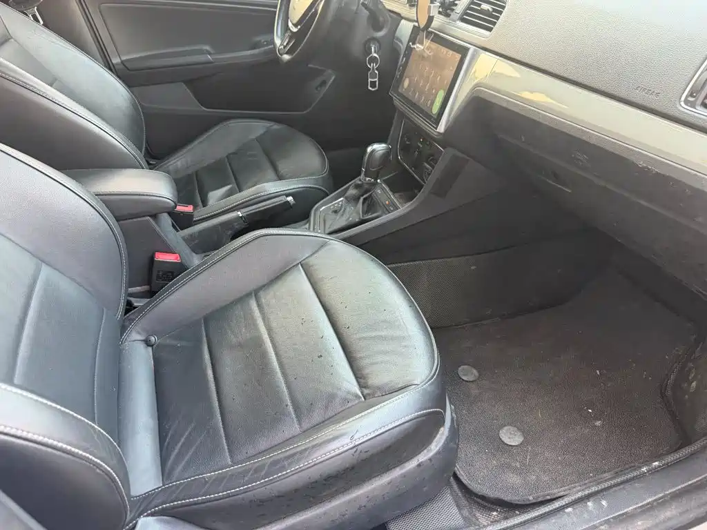 Volkswagen Lavida — миниатюра 12