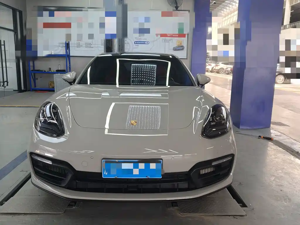 Porsche Panamera — миниатюра 2
