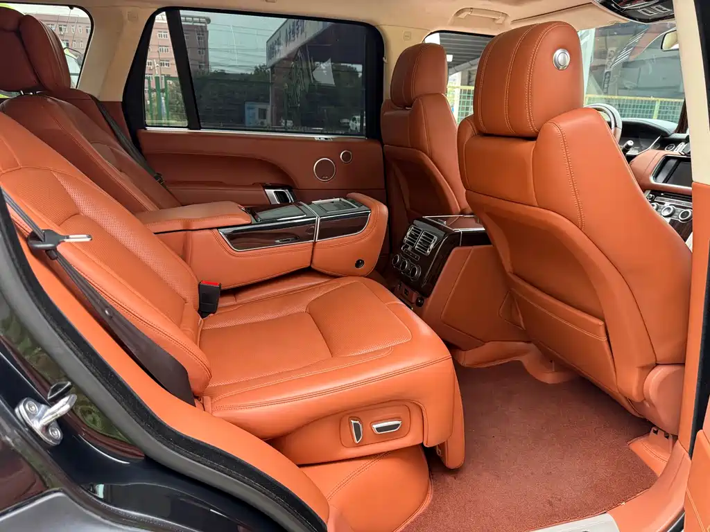 Land Rover Range Rover — миниатюра 12