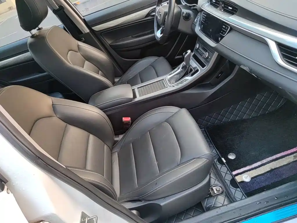 Geely Emgrand — миниатюра 25