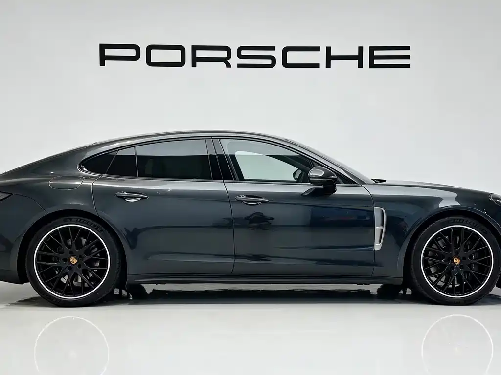Porsche Panamera — миниатюра 3