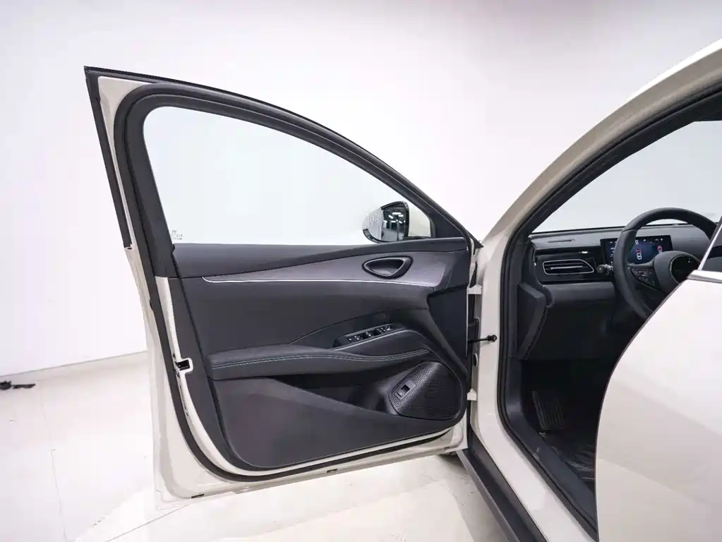 BYD Seal 06 — миниатюра 12