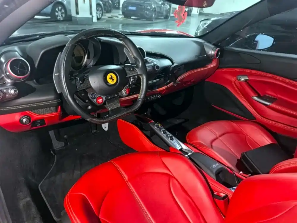Ferrari F8 — миниатюра 3