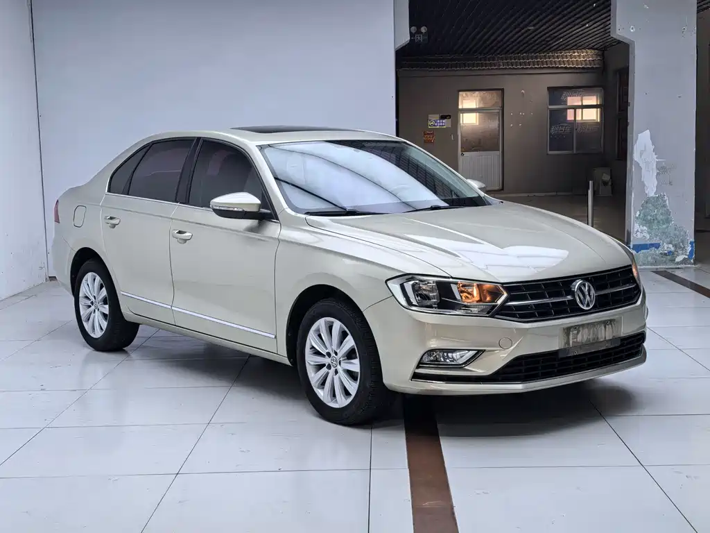 Volkswagen Bora — миниатюра 3