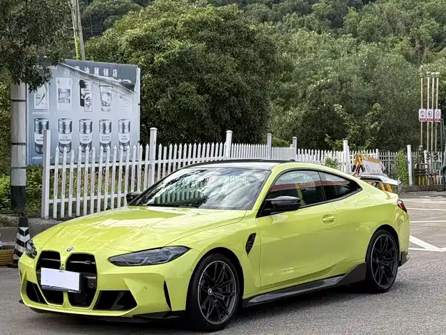 BMW M4