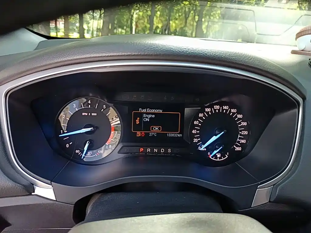 Ford Mondeo — миниатюра 12