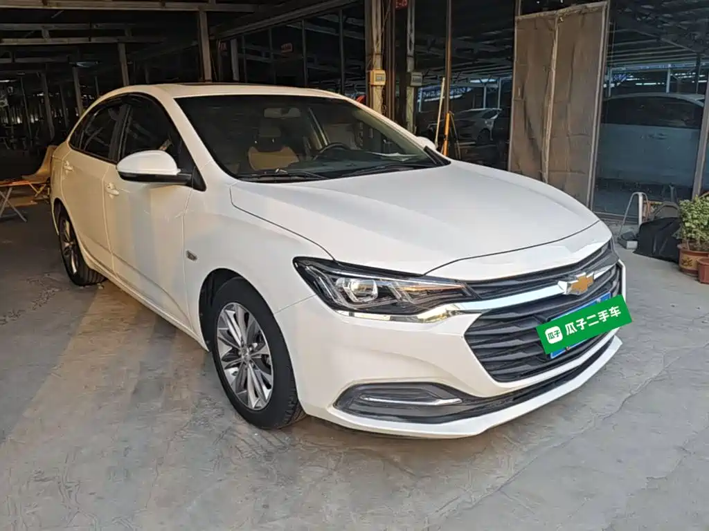 Chevrolet Monza — миниатюра 4