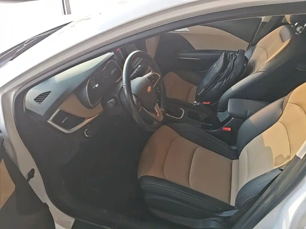 Chevrolet Monza — миниатюра 16
