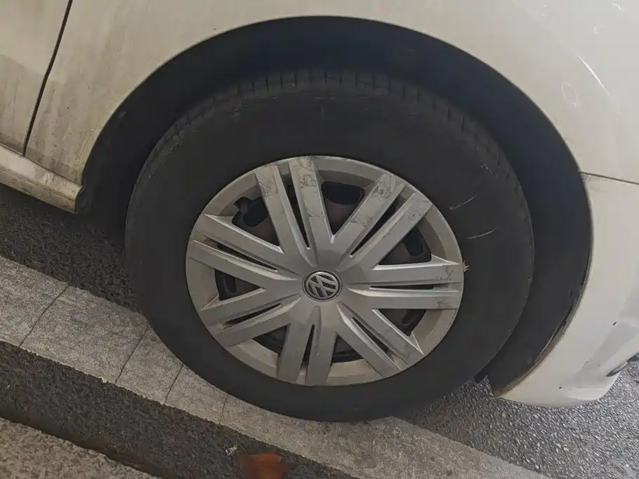 Volkswagen Polo — миниатюра 6