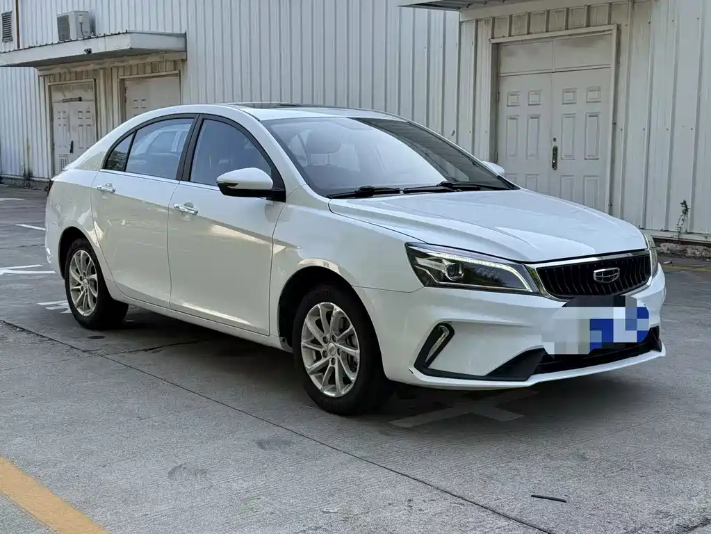 Geely Emgrand — миниатюра 3