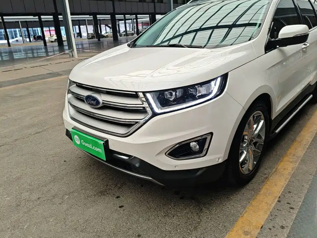 Ford Edge — миниатюра 24
