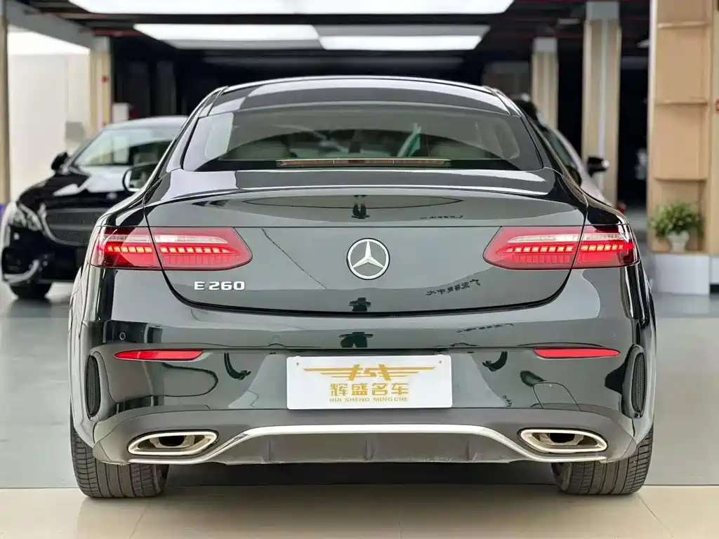 Mercedes-Benz E-Class (Import) — миниатюра 9