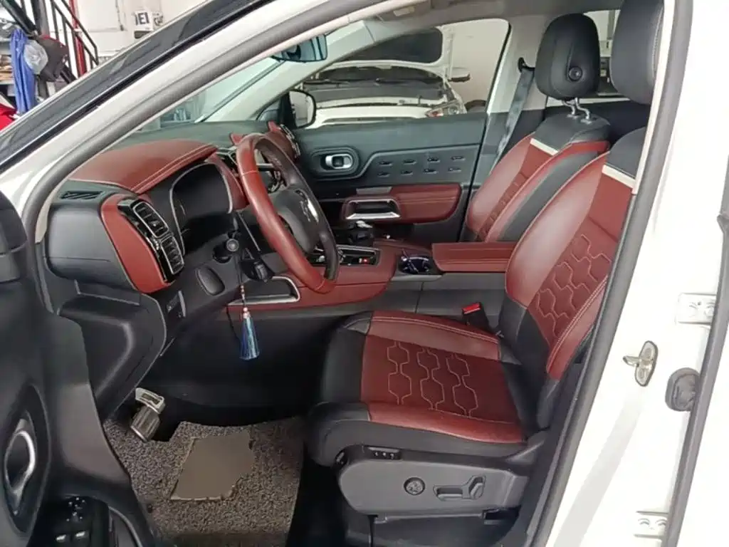 Citroen C5 AIRCROSS — миниатюра 15