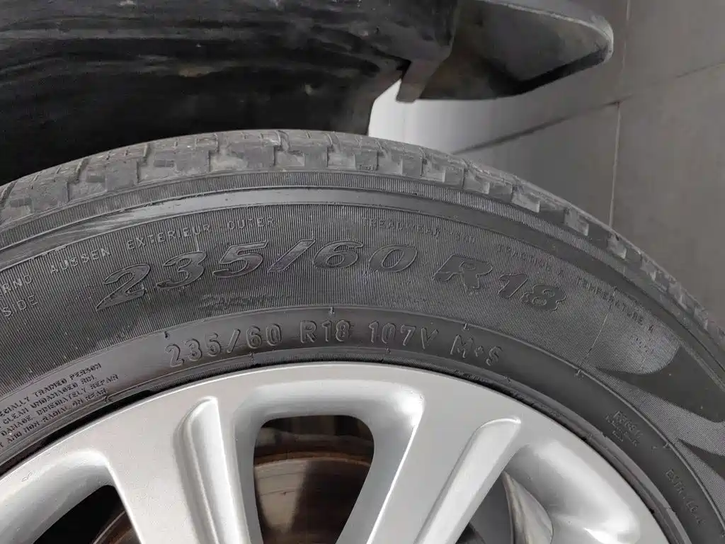 Land Rover Discovery Sport — миниатюра 24