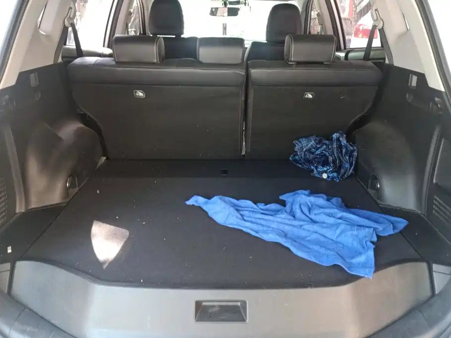 Toyota RAV4 — миниатюра 4