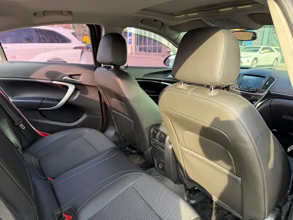 Buick Regal — миниатюра 15