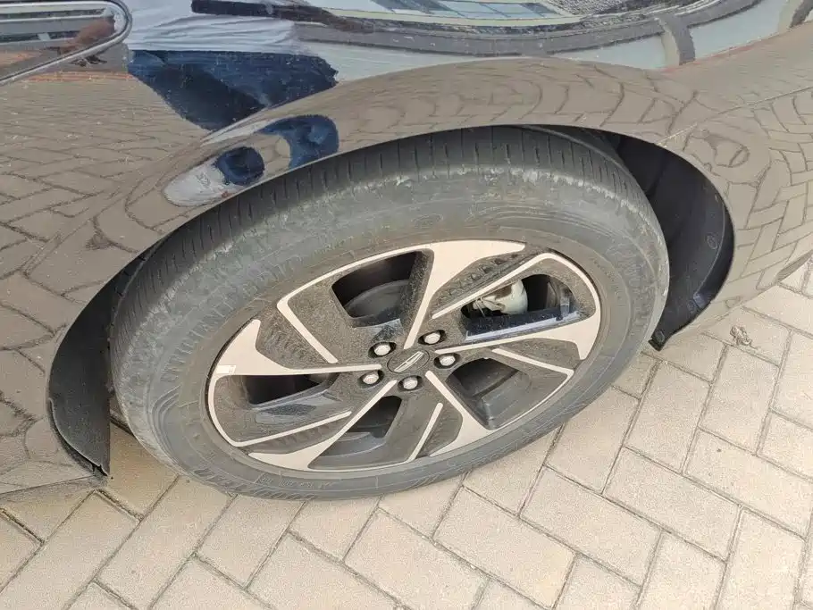 Lincoln Z — миниатюра 6