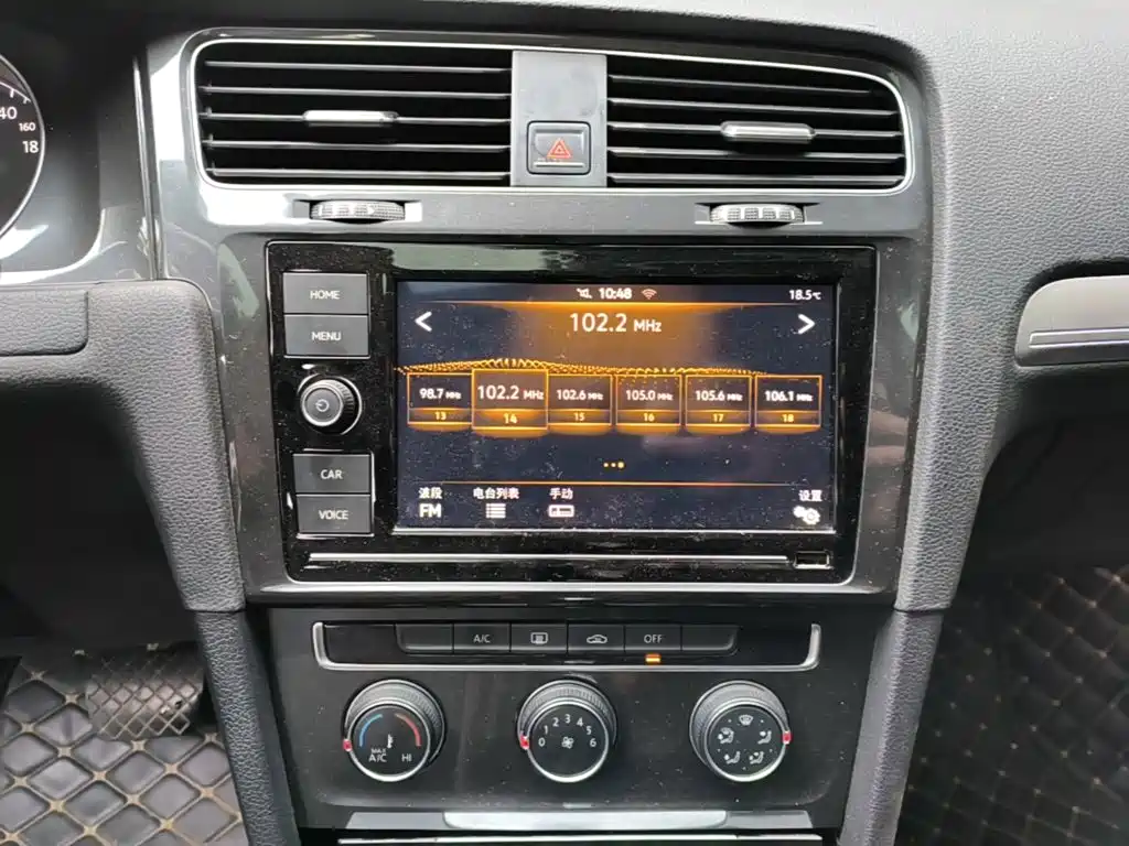 Volkswagen Golf — миниатюра 13