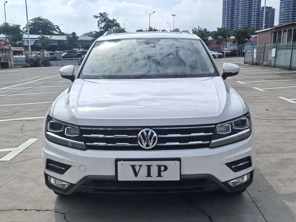Volkswagen Tiguan L — миниатюра 3