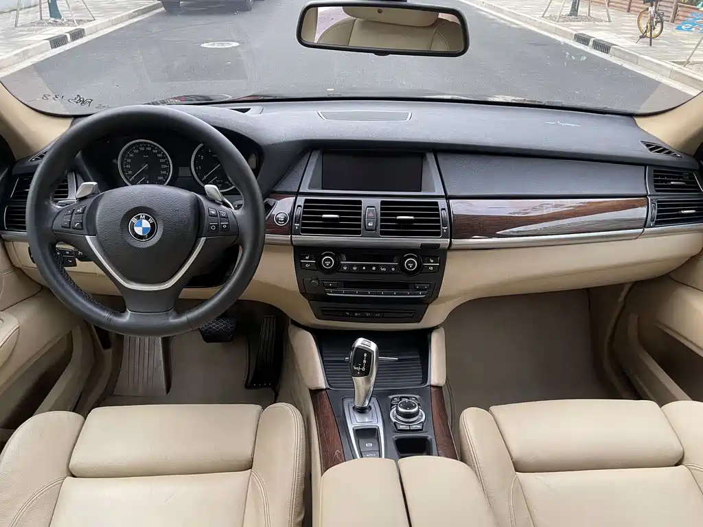 BMW X6 — миниатюра 11