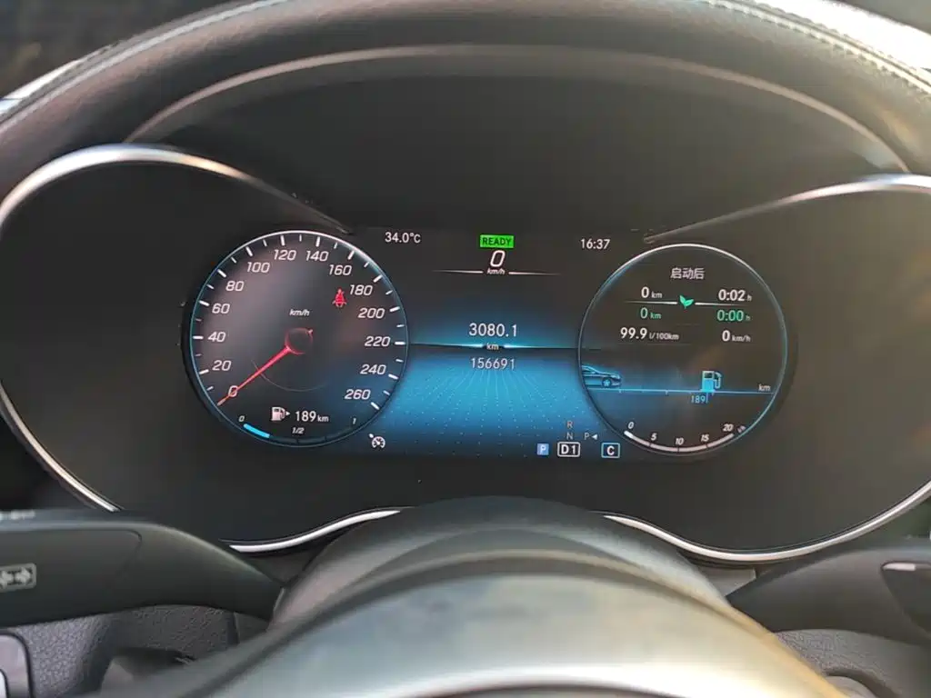 Mercedes-Benz C-Class — миниатюра 12