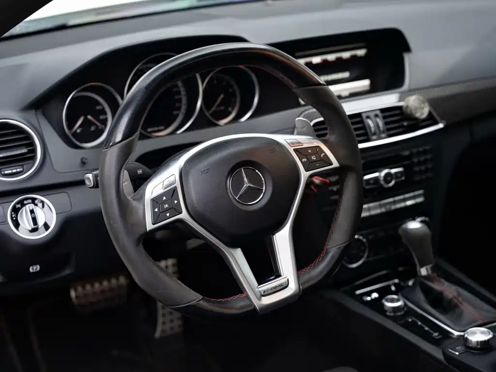 Mercedes-Benz C-Class AMG — миниатюра 16