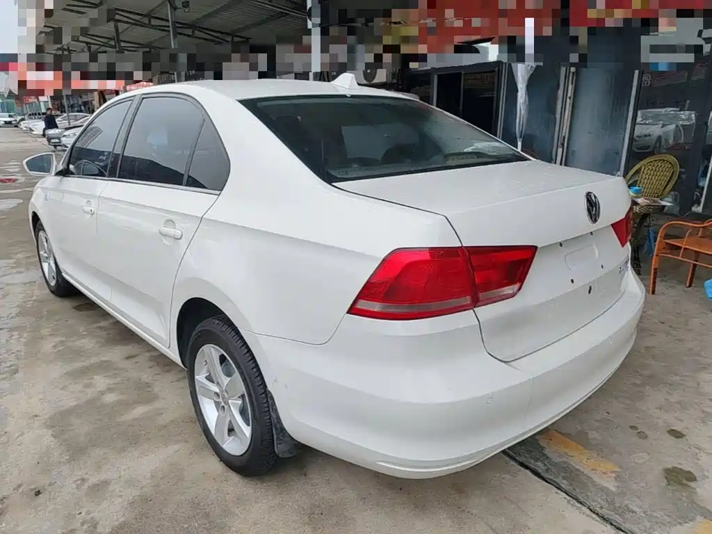 Volkswagen Santana — миниатюра 5