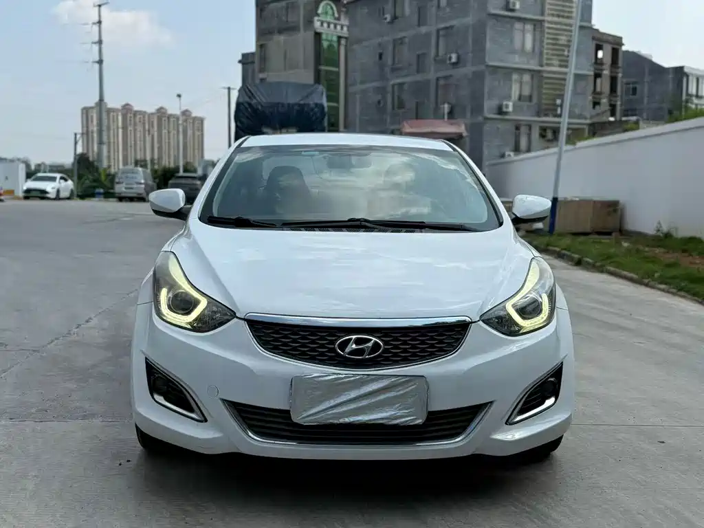 Hyundai Elantra Langdong — миниатюра 2