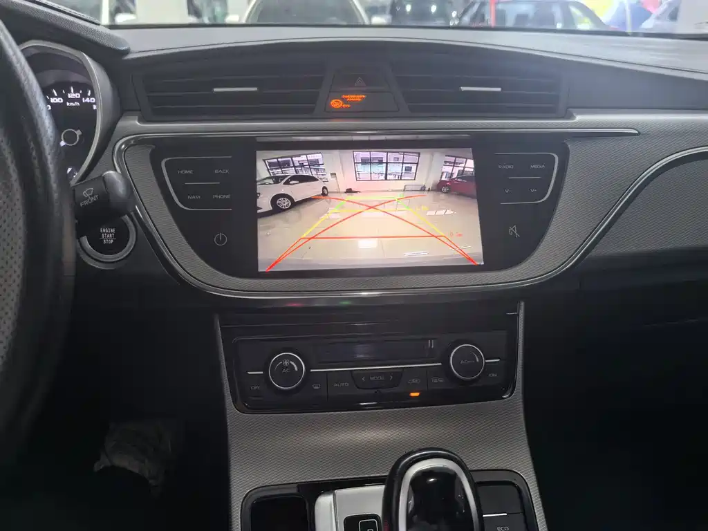 Geely Emgrand GL — миниатюра 16