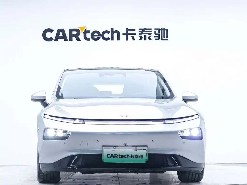 XPeng P7 — миниатюра 7