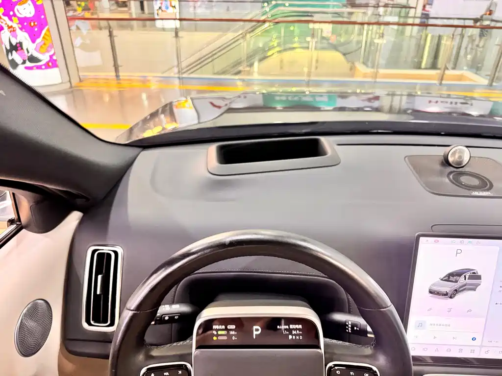 Li Auto Li L9 — миниатюра 18