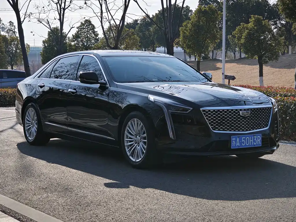 CADILLAC CT6