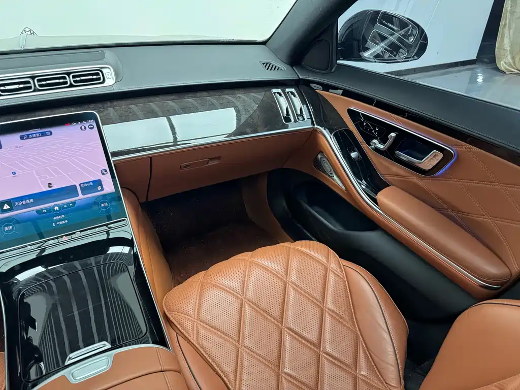 Mercedes-Benz S-Class — миниатюра 10