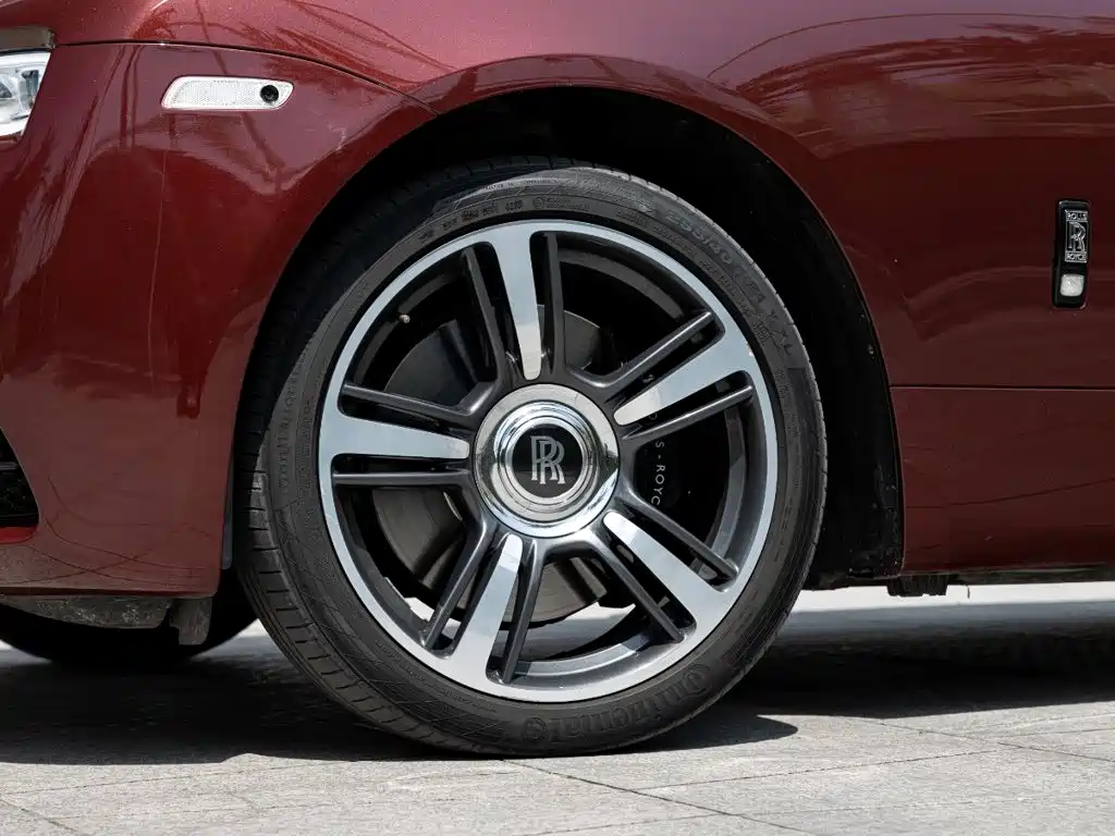 Rolls-Royce Wraith — миниатюра 8