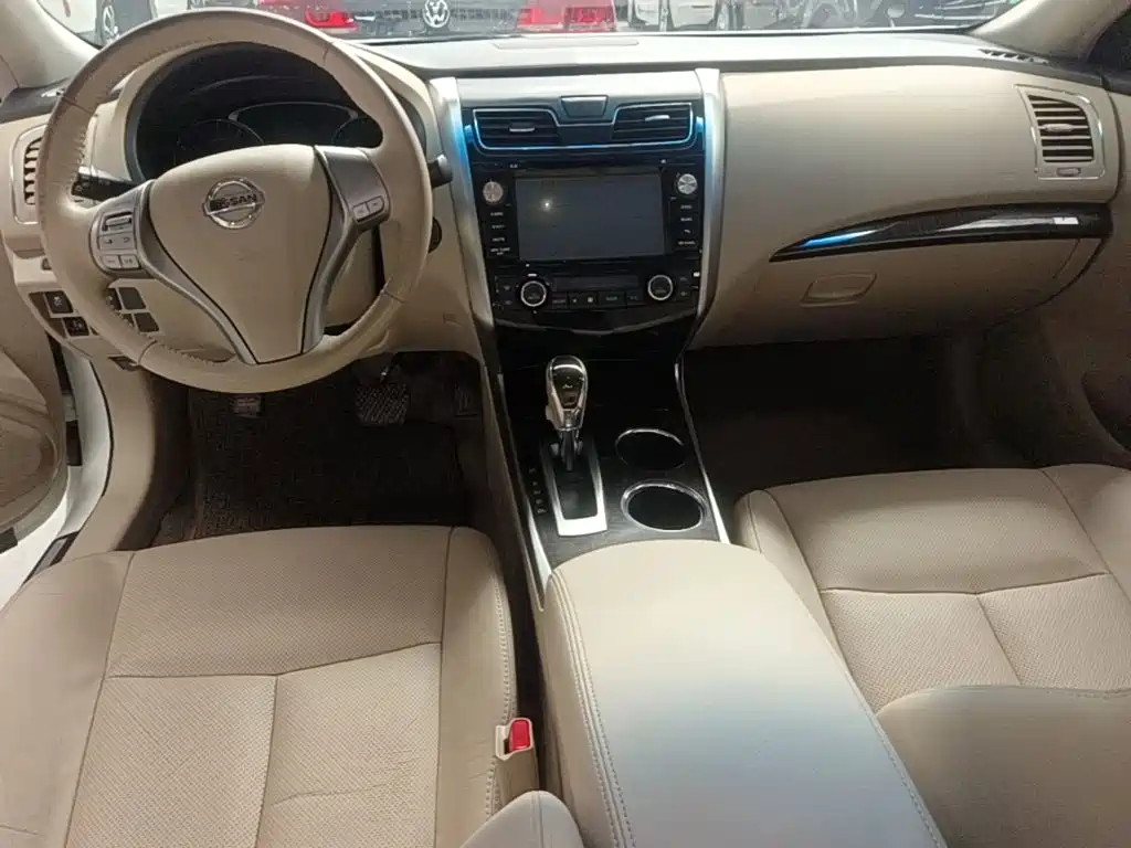 Nissan Teana — миниатюра 10