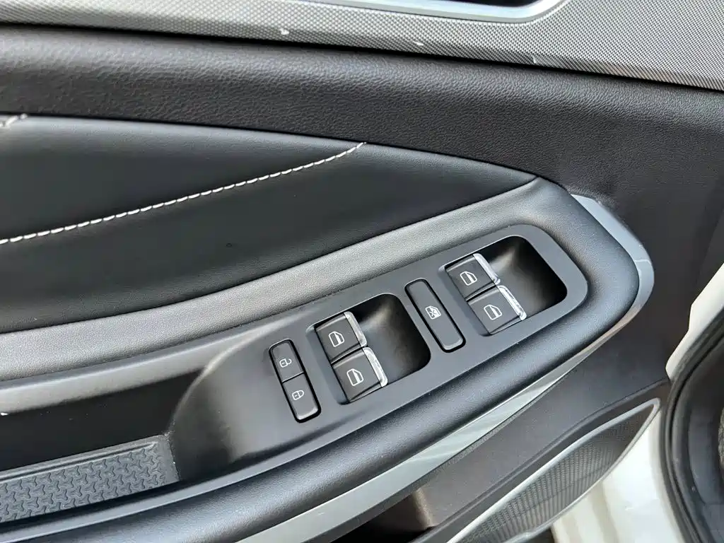 Chery Arrizo 5 — миниатюра 7