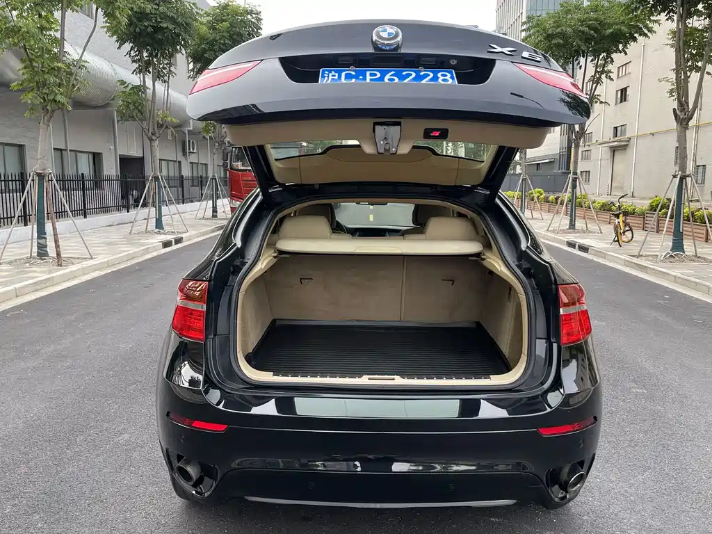 BMW X6 — миниатюра 13
