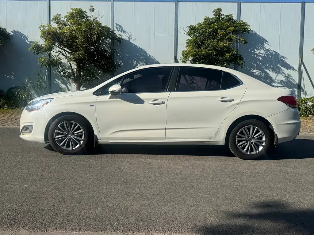 Citroen C4L — миниатюра 7