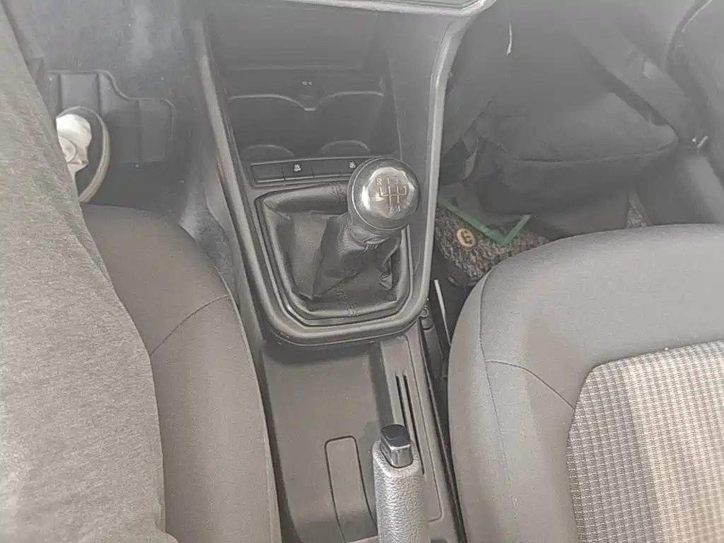 Volkswagen Santana — миниатюра 14