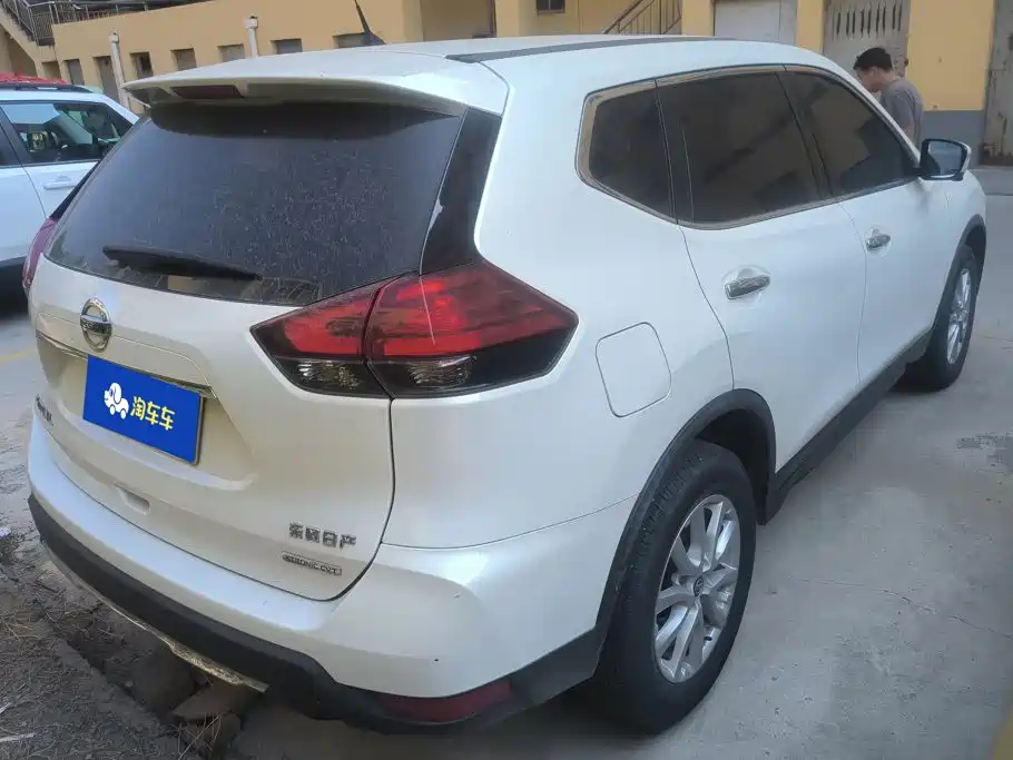 Nissan X-Trail — миниатюра 3