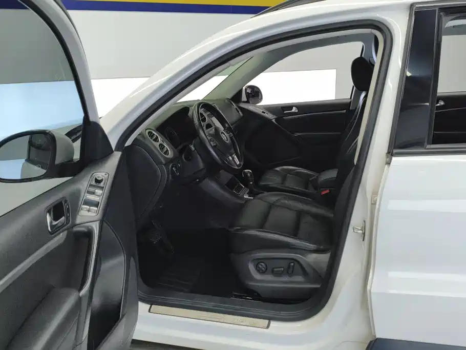 Volkswagen Tiguan — миниатюра 9