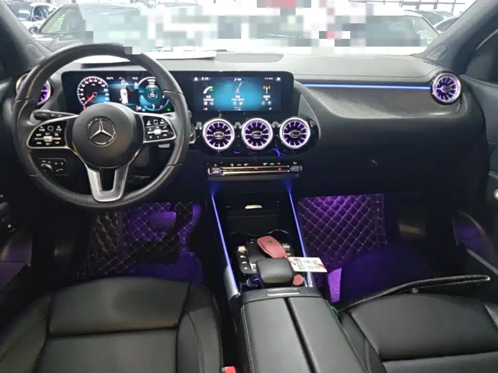 Mercedes-Benz GLA — миниатюра 10