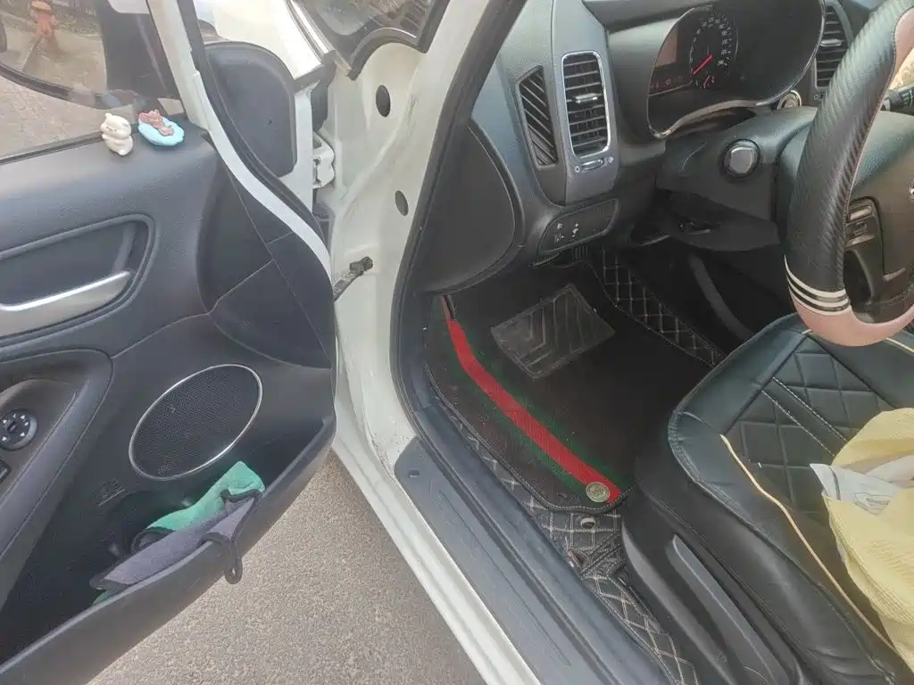 Kia K3 — миниатюра 12