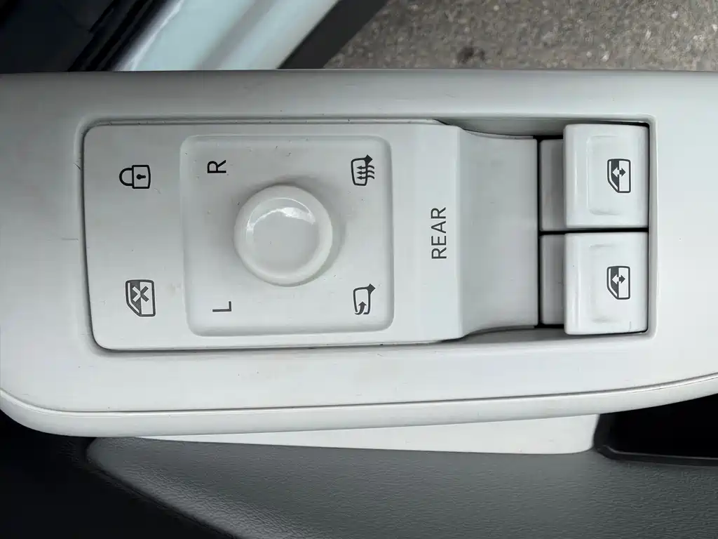 Volkswagen ID.3 — миниатюра 7