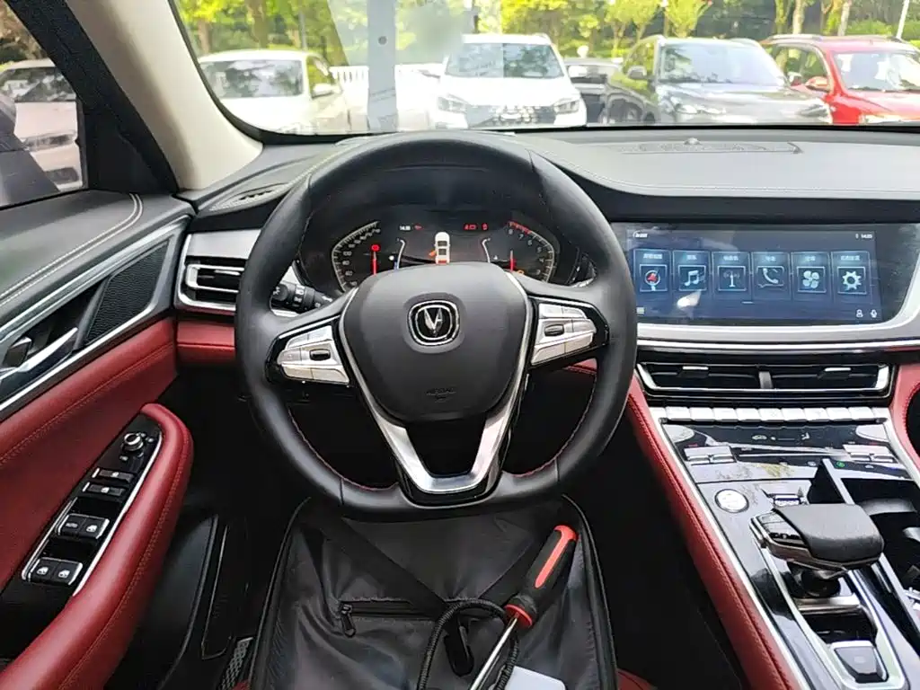 Changan CS85 COUPE — миниатюра 11