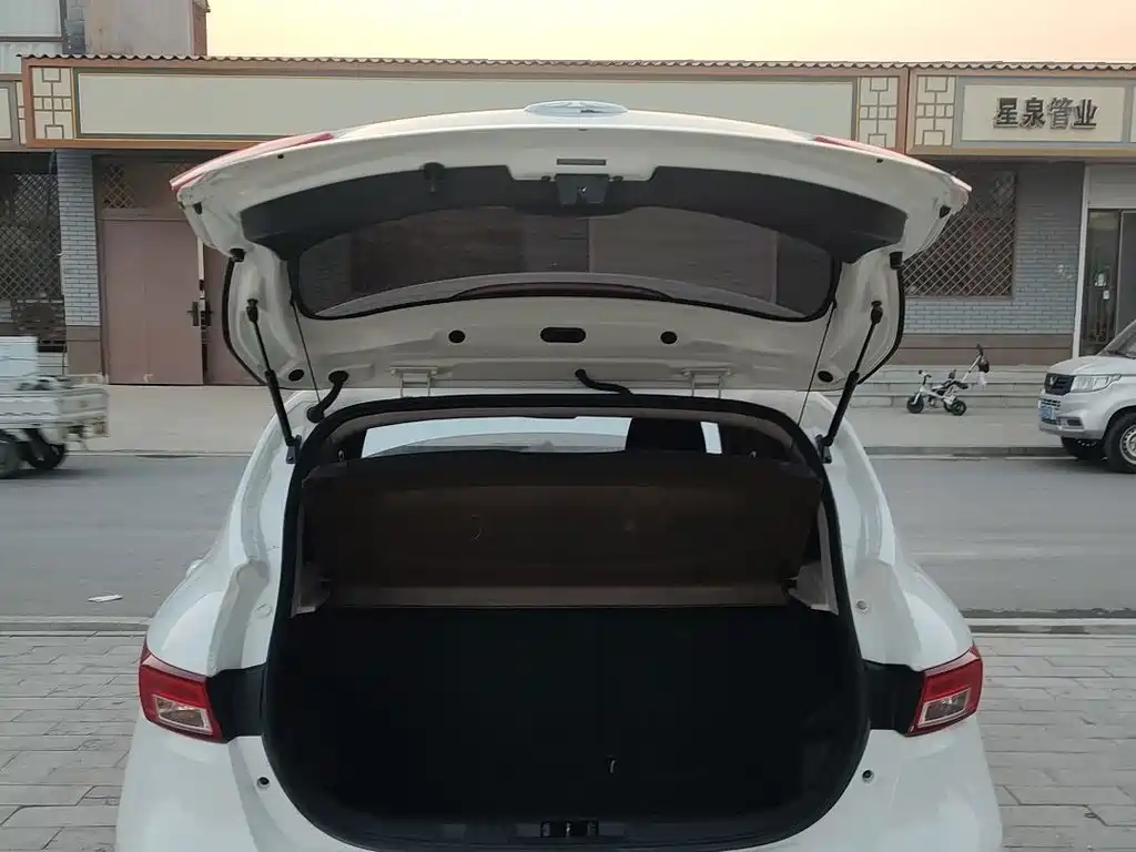 FAW Junpai D60 — миниатюра 15