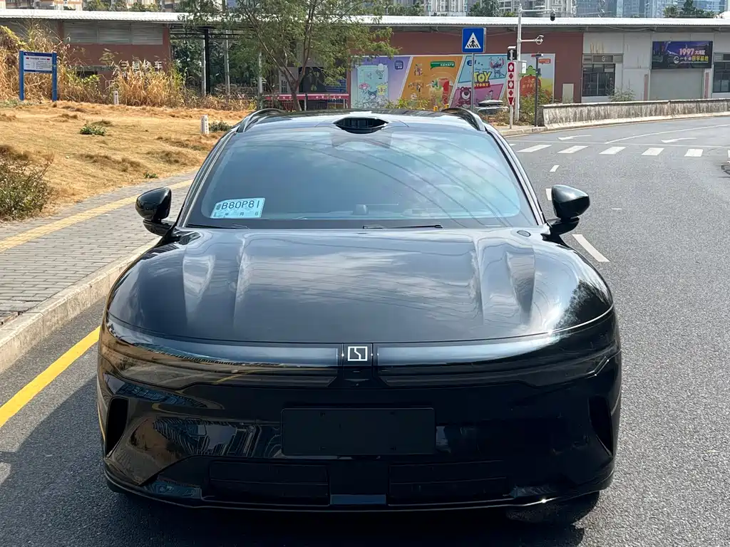 ZEEKR EXTREME KRYPTON 007